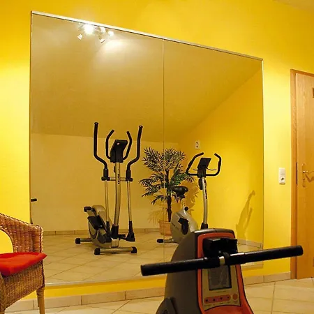 In With 2 Saunas شقة *